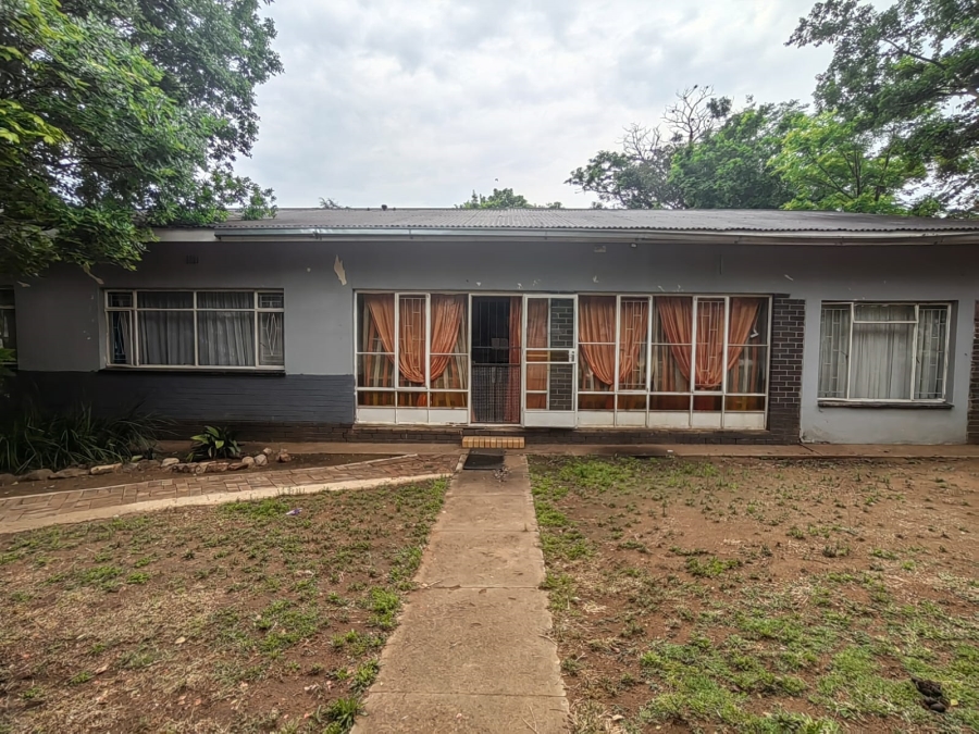 4 Bedroom Property for Sale in Parys Free State